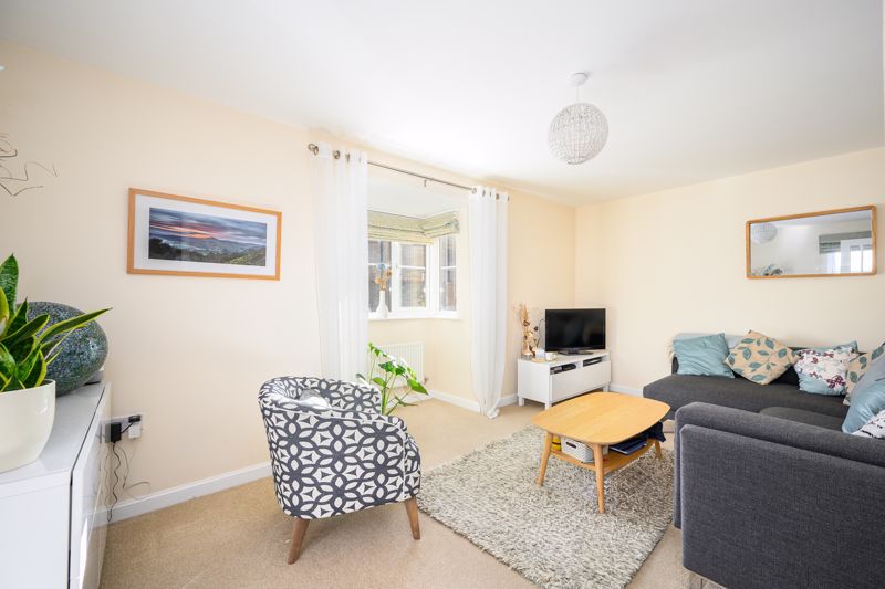 Sitting Room- click for photo gallery